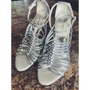 LE CHATEAU | High Heel Sandals